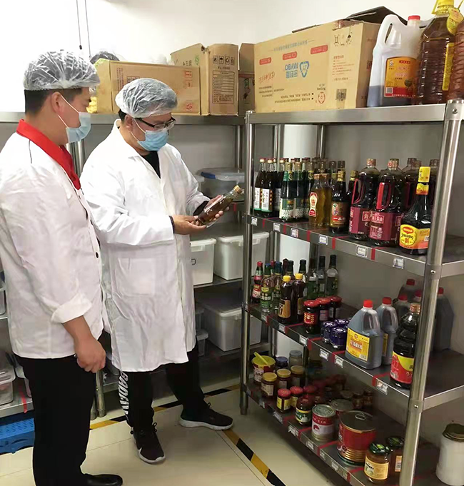 拒绝“货不对板”食材！建国快餐集约化管理制度显优势